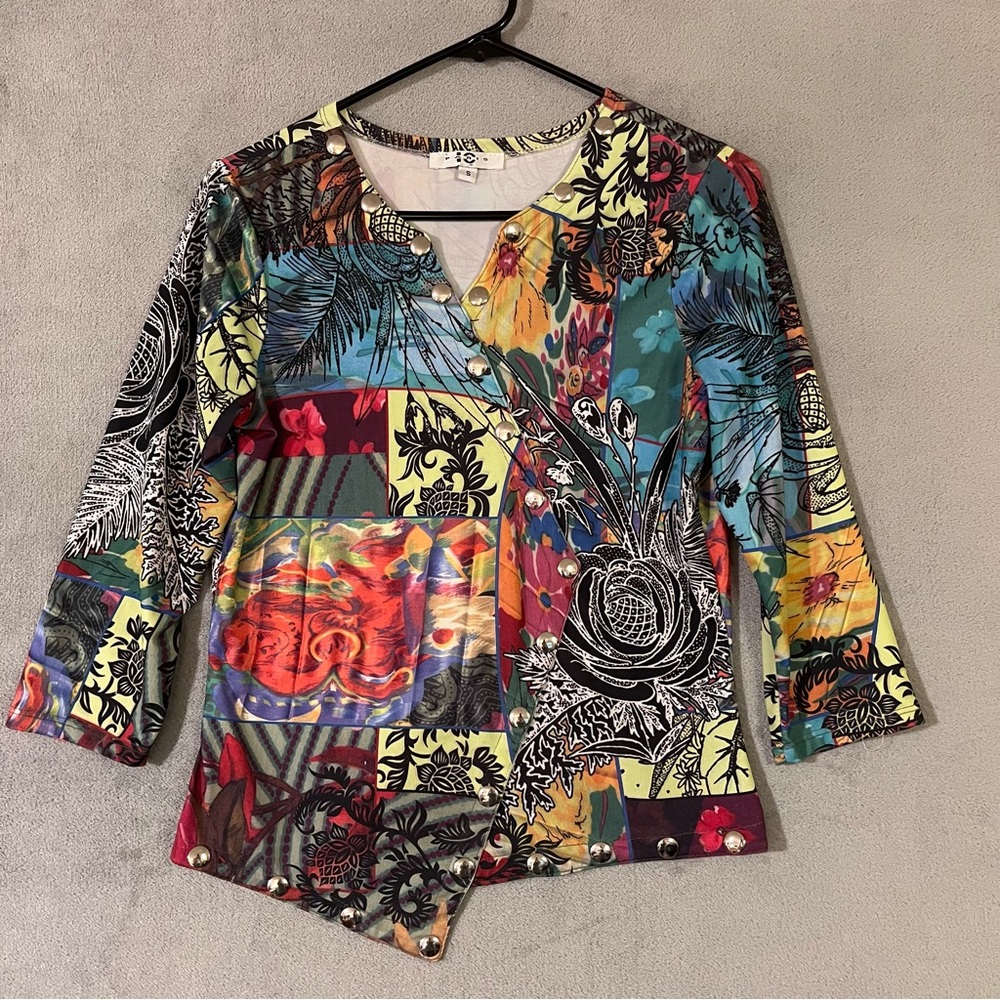 PARIS IQ Asymmetrical Moto Rivett Embellished Stretch Top. Patchwork Graphics